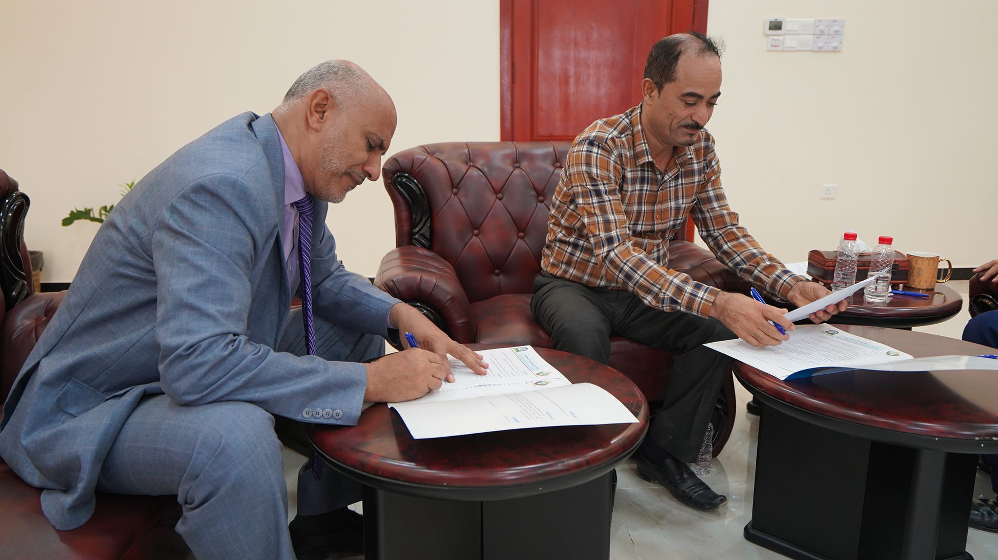 رئيس جامعة إقليم سبأ في زيارة للمركز الرئيس لجامعة العلوم والتكنولوجيا عدن